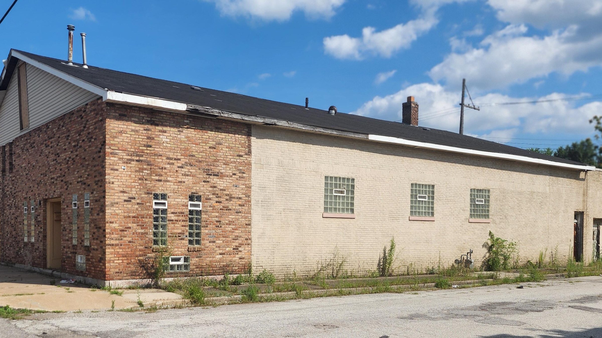 The building LaVonne has listed at 525 West 11th Avenue in Gary